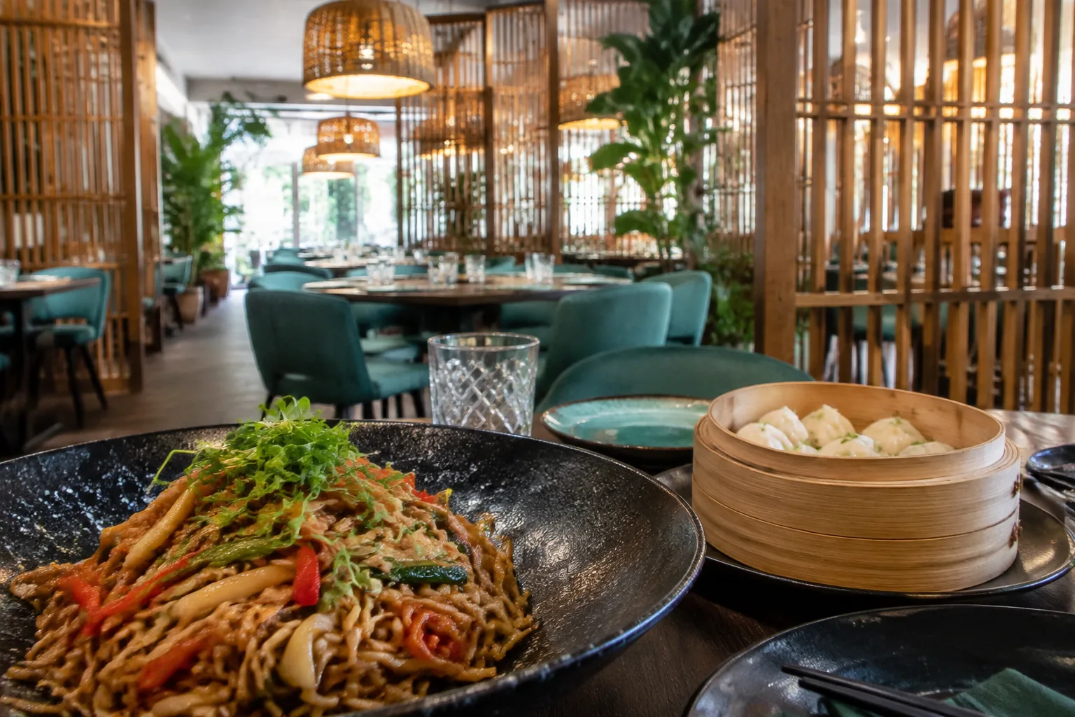 Bambu restoran ve yemek fotoğrafı